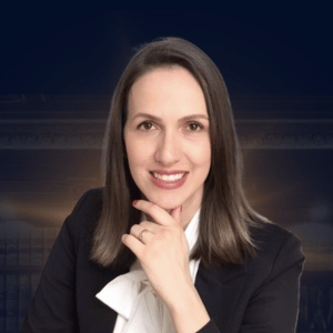 Dra. Adriane Oliveira
